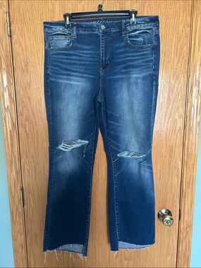 NWOT American Eagle Hi-Rise Crop Jeans